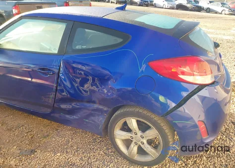 2014 Hyundai Veloster Base W/Black from USA, damaged, VIN KMHTC6AD1EU209574